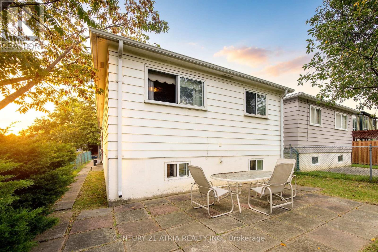 60 Snowshoe Crescent, Markham (German Mills), Ontario  L3T 4M6 - Photo 23 - N13808774
