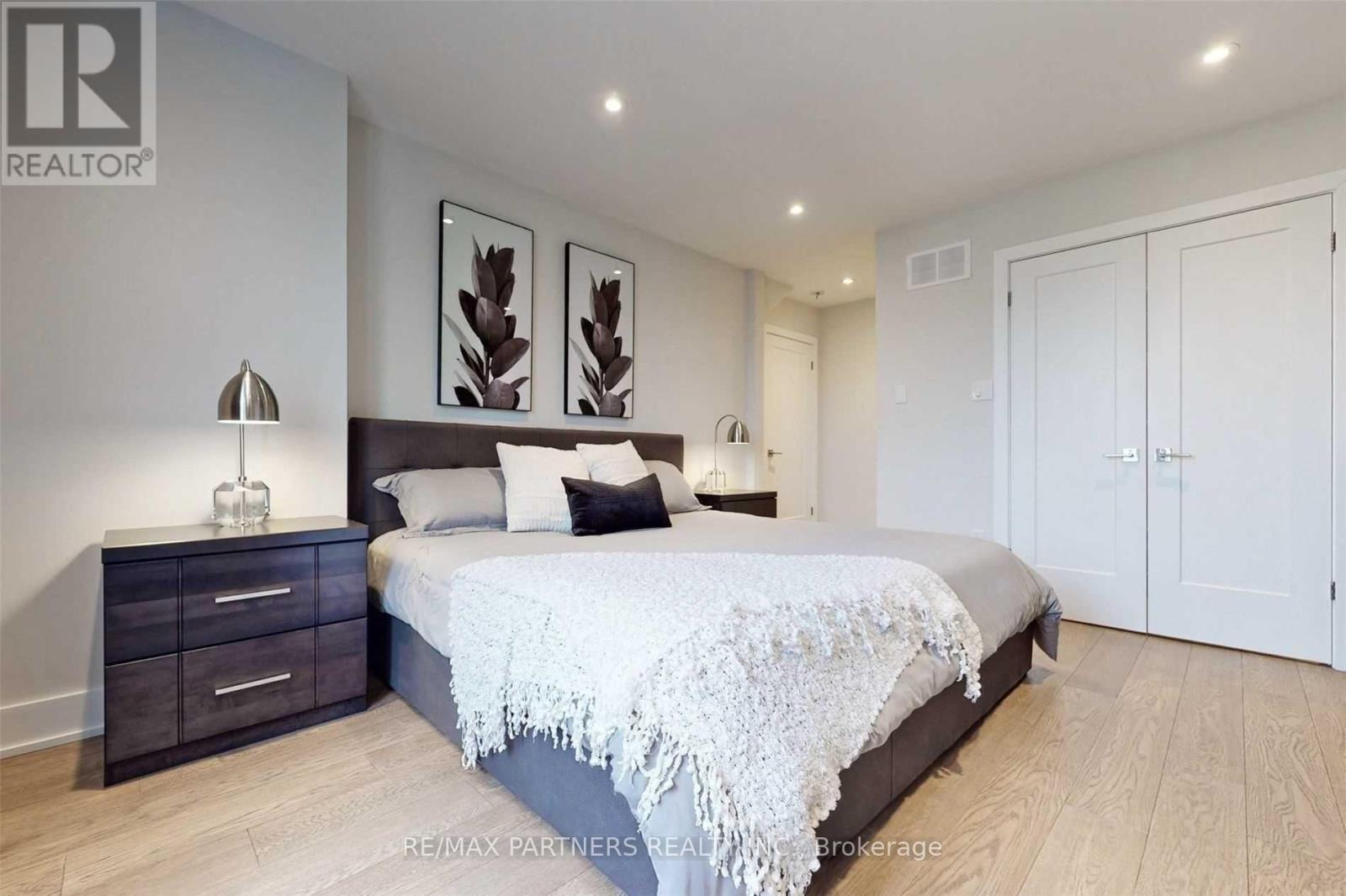 2722 Bur Oak Avenue, Markham, Ontario  L6B 1K5 - Photo 16 - N13808776