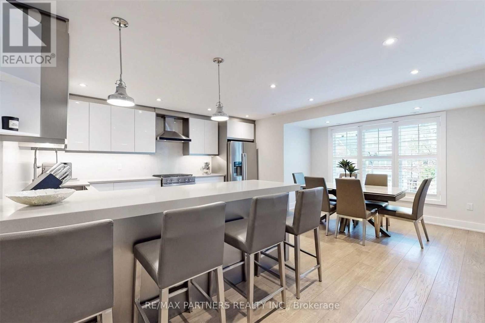 2722 Bur Oak Avenue, Markham, Ontario  L6B 1K5 - Photo 5 - N13808776