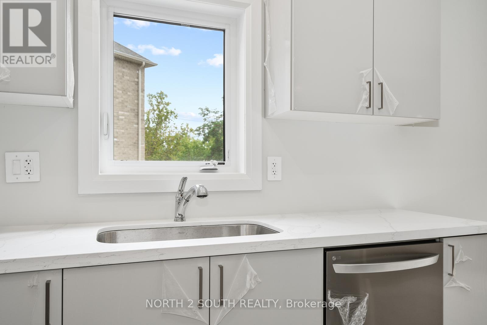 79 Virro Court, Vaughan, Ontario  L4H 5G5 - Photo 15 - N13808782