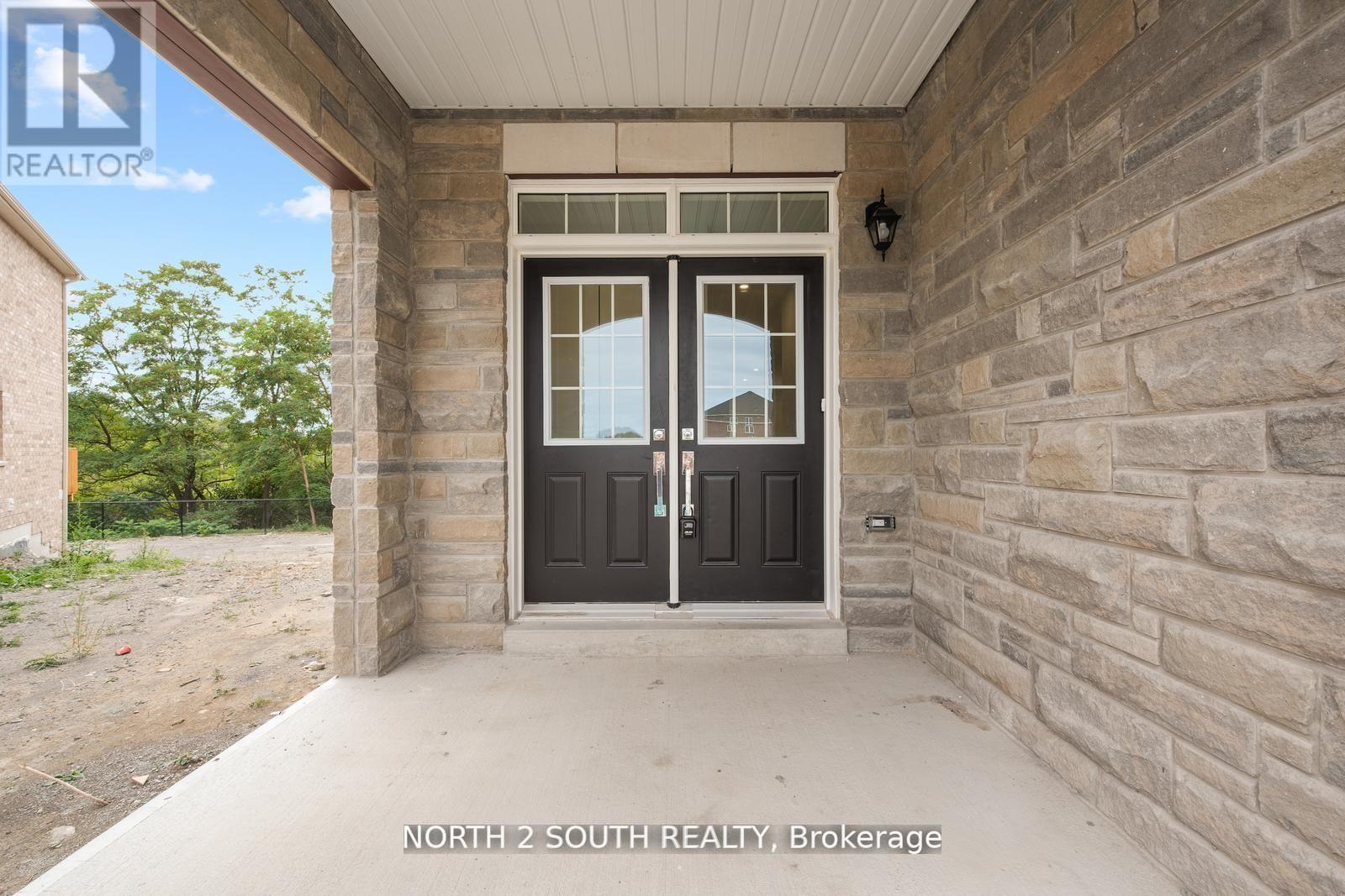 19 Virro Court, Vaughan, Ontario  L4H 5G5 - Photo 2 - N13808810