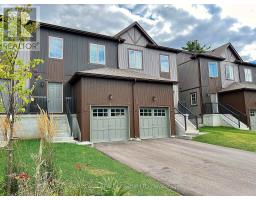 4 - 110 GREW BOULEVARD, Georgina, Ontario