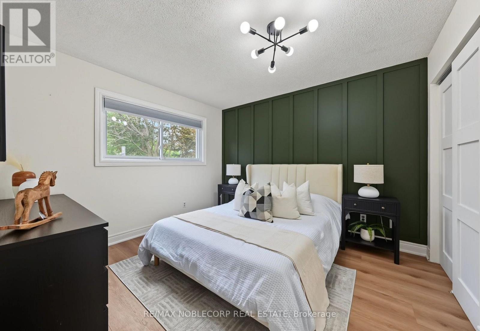 76 Edenbridge Drive, Essa, Ontario  L3W 0K8 - Photo 11 - N13808928