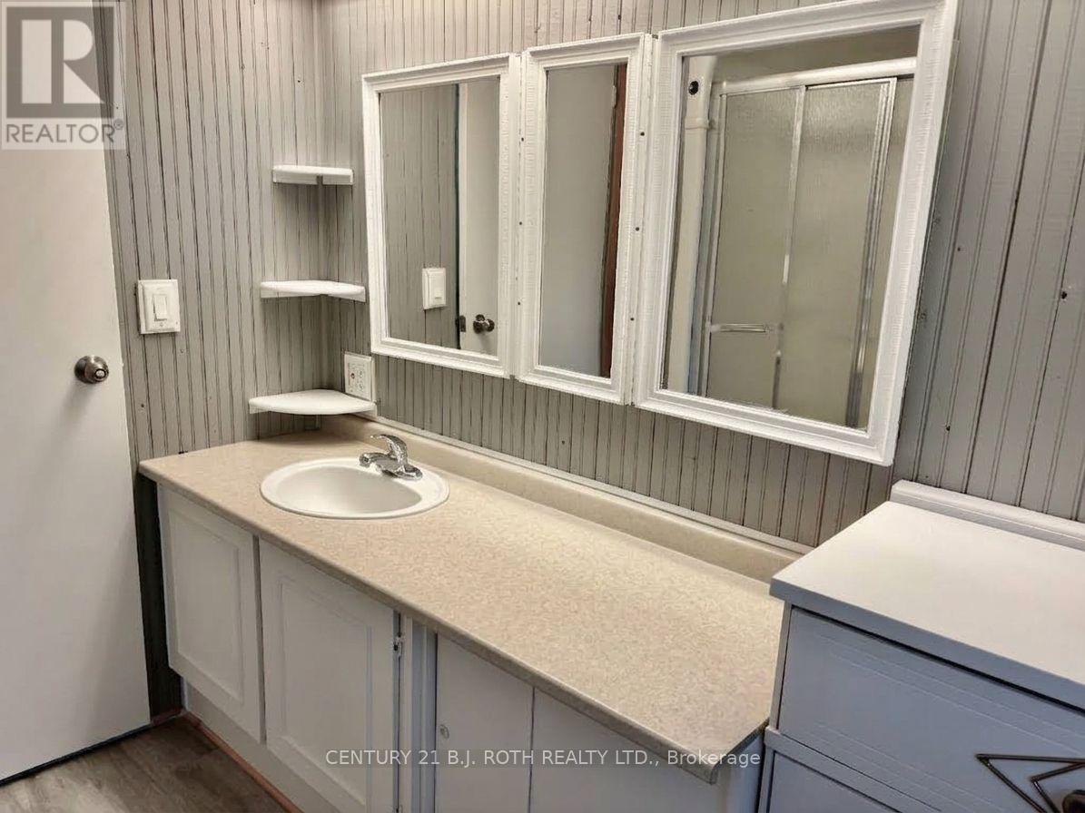 10 Shamrock Crescent, Essa, Ontario  L3W 0T7 - Photo 13 - N13809008
