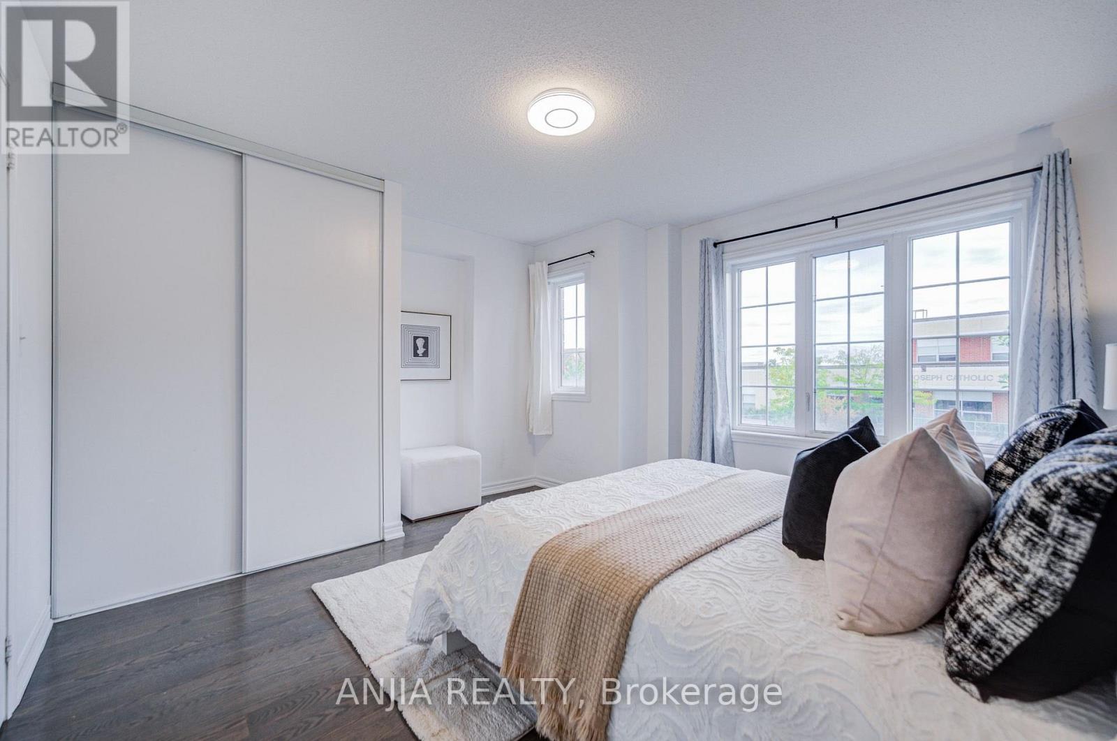375 White's Hill Avenue, Markham, Ontario  L6B 0J3 - Photo 26 - N13809016