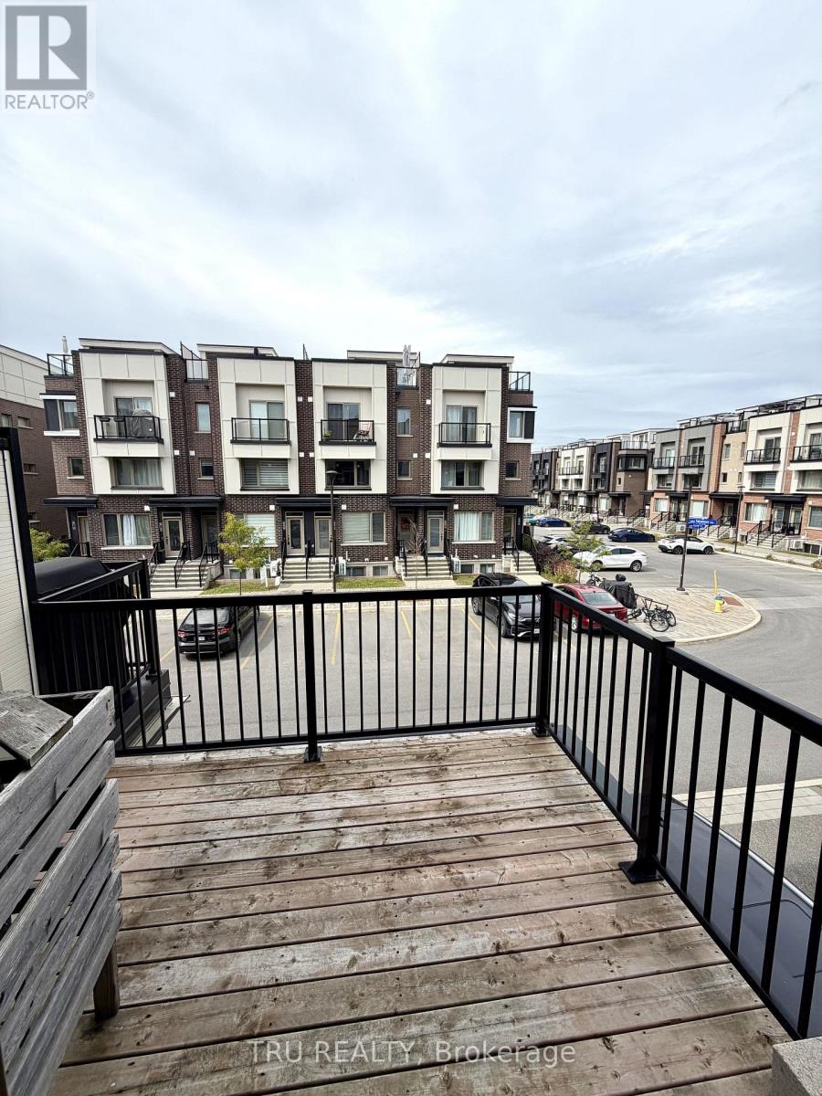 805 Kiniw Private, Ottawa, Ontario  K1K 4Z4 - Photo 3 - X13808966