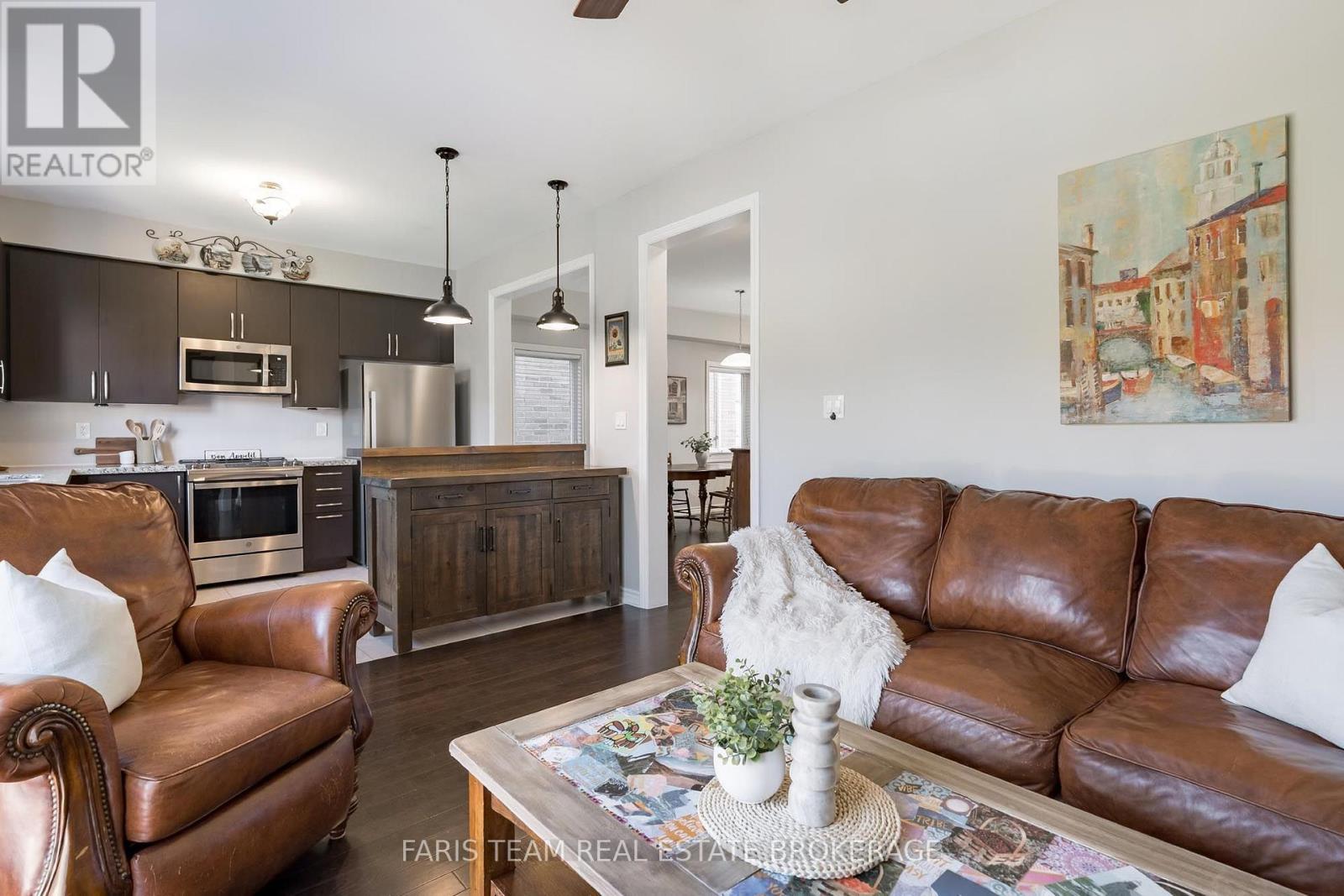 207 Springfield Crescent, Clearview (Stayner), Ontario  L0M 1S0 - Photo 15 - S13808846