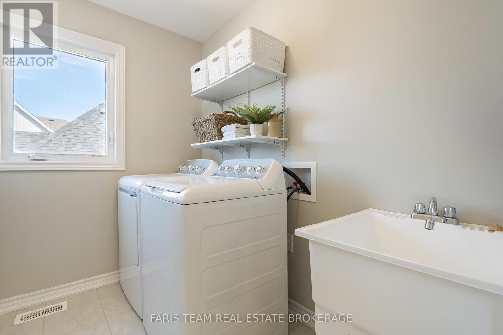 207 Springfield Crescent, Clearview (Stayner), Ontario  L0M 1S0 - Photo 25 - S13808846