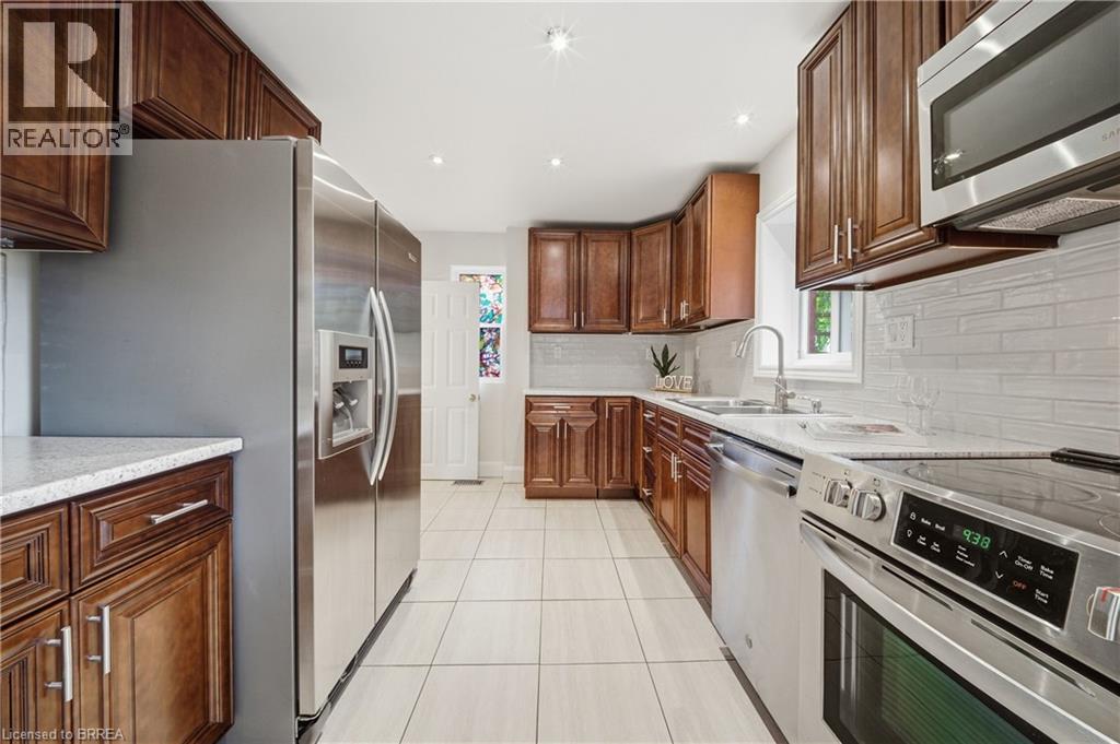 271 Park Avenue, Brantford, Ontario  N3S 5K8 - Photo 13 - 40864728