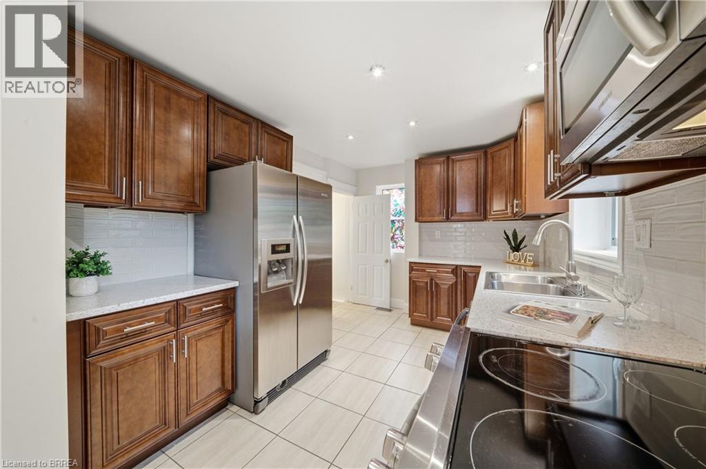 271 Park Avenue, Brantford, Ontario  N3S 5K8 - Photo 14 - 40864728