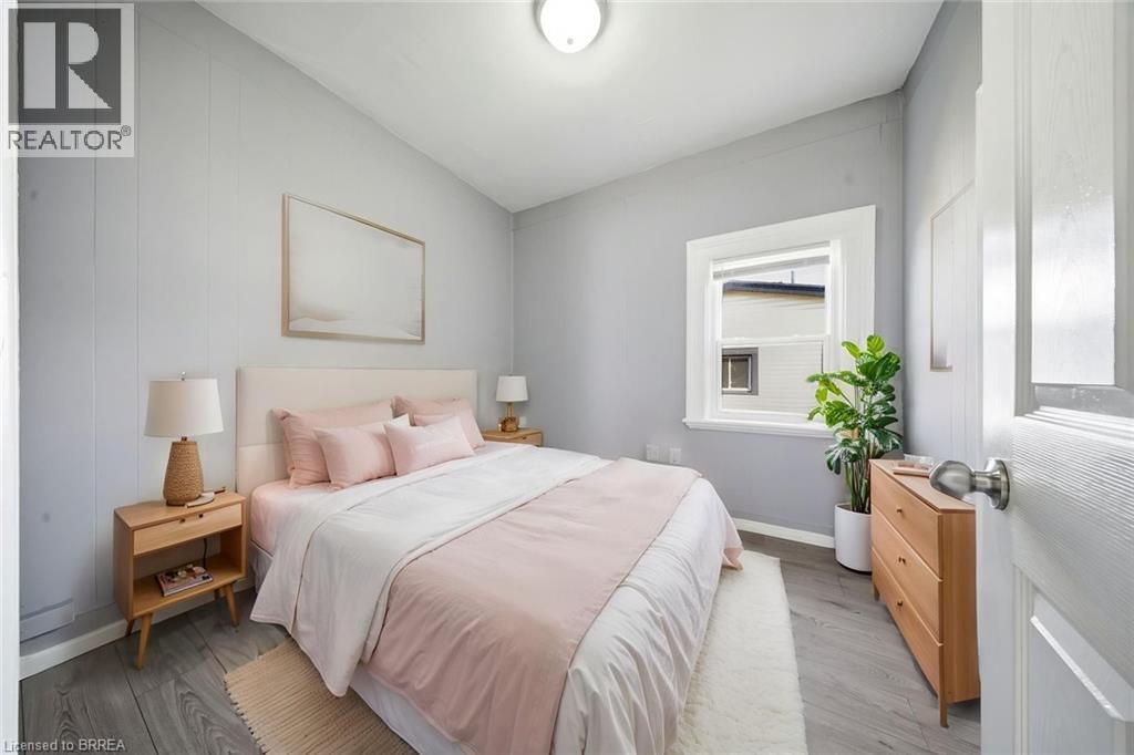 103 Queen Street, Brantford, Ontario  N3T 3C1 - Photo 14 - 40863914