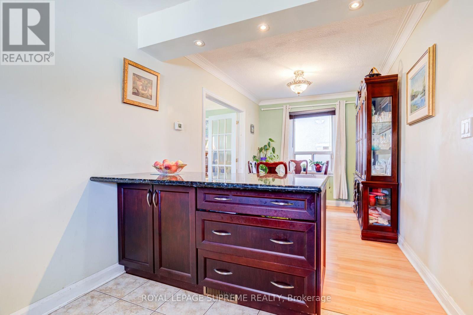 136 Winston Park Boulevard, Toronto, Ontario  M3K 1C5 - Photo 16 - W13808762