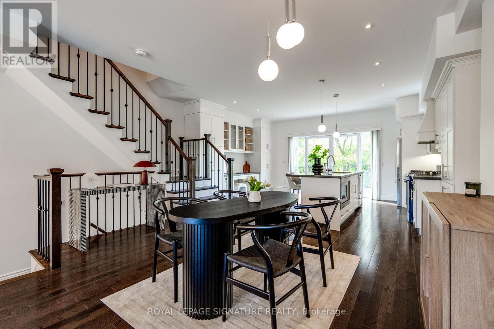 18 Matthew Court, Toronto, Ontario  M9B 0C1 - Photo 10 - W13808796