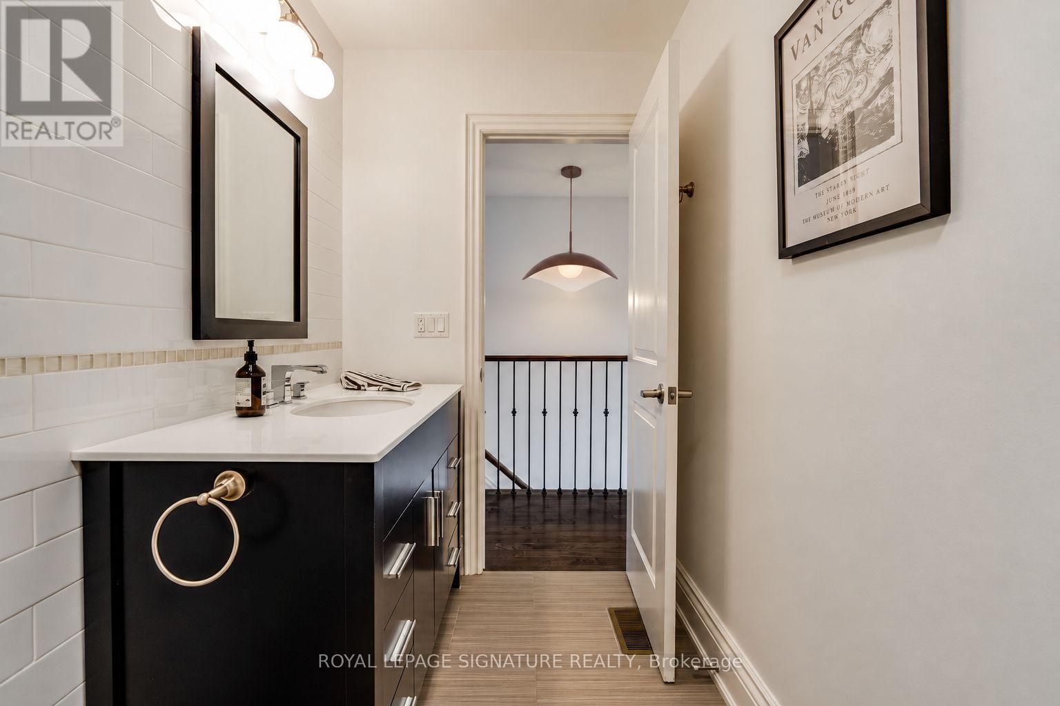 18 Matthew Court, Toronto, Ontario  M9B 0C1 - Photo 24 - W13808796