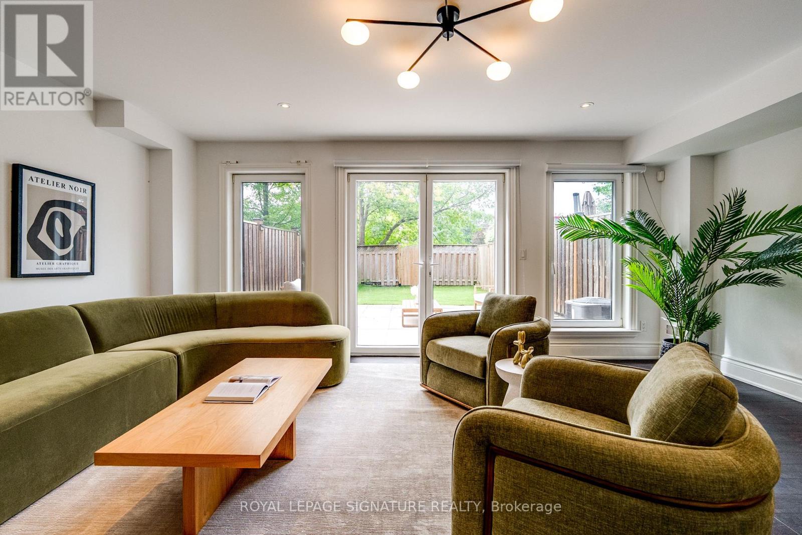 18 Matthew Court, Toronto, Ontario  M9B 0C1 - Photo 30 - W13808796
