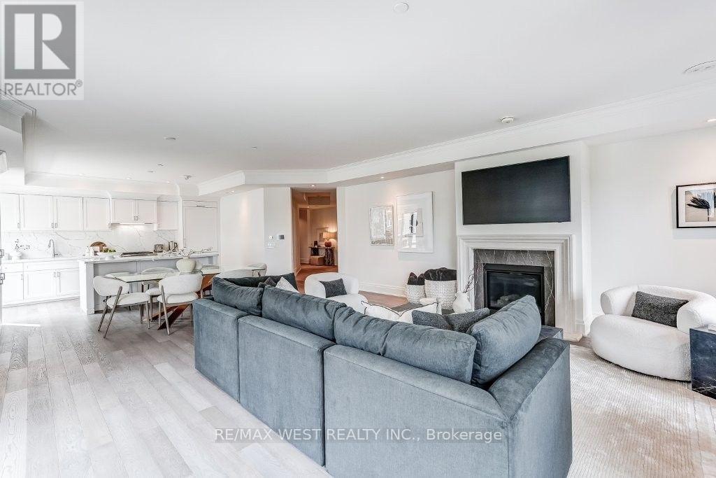 302 - 4 The Kingsway, Toronto, Ontario  M8X 2T1 - Photo 11 - W13808842