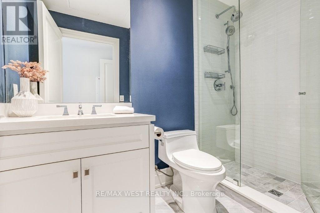 302 - 4 The Kingsway, Toronto, Ontario  M8X 2T1 - Photo 39 - W13808842