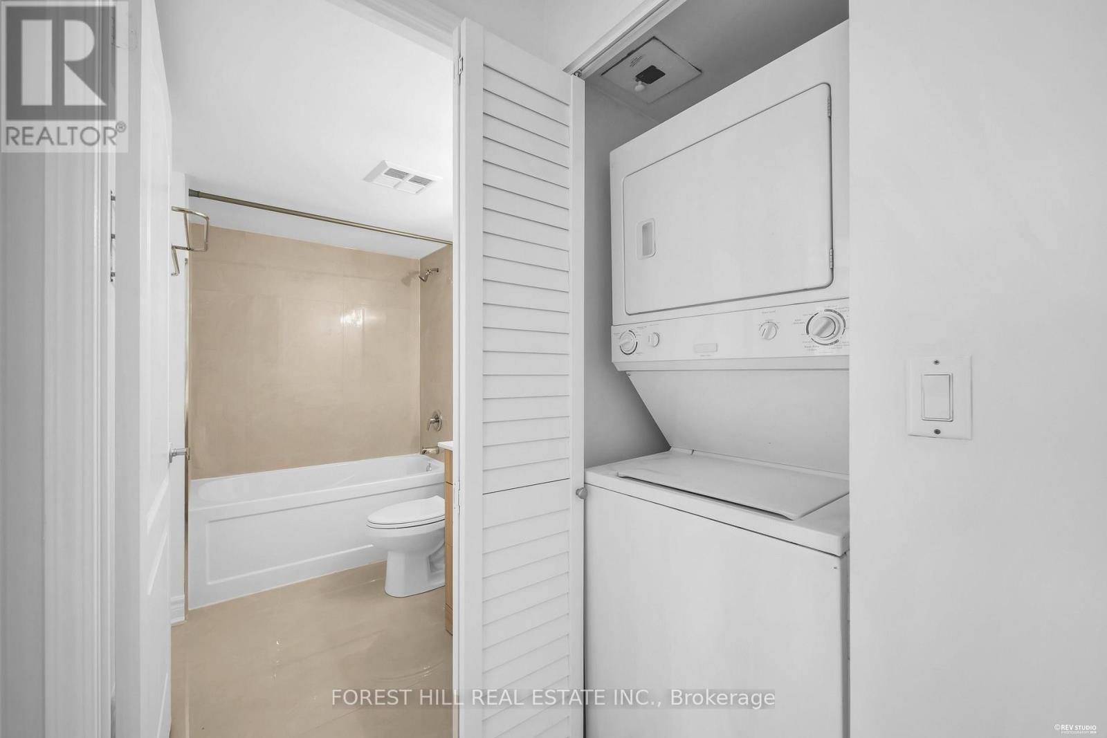 705 - 33 Elm Drive W, Mississauga, Ontario  L5B 4L2 - Photo 28 - W13808850