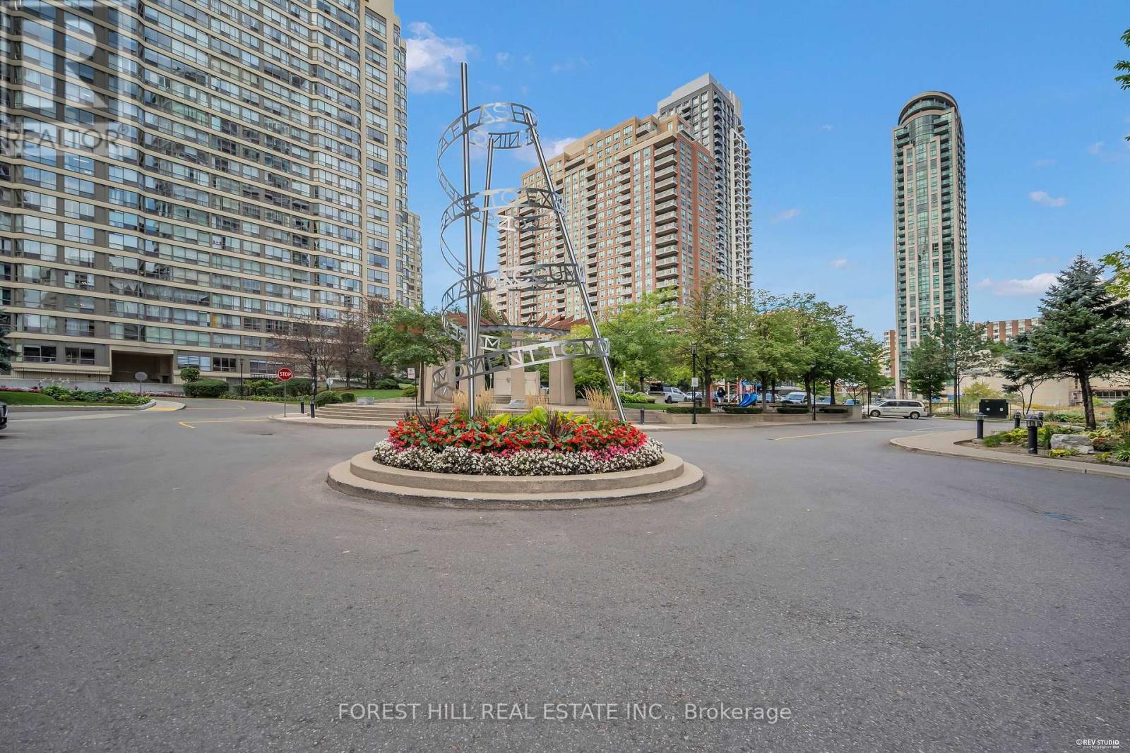 705 - 33 Elm Drive W, Mississauga, Ontario  L5B 4L2 - Photo 34 - W13808850