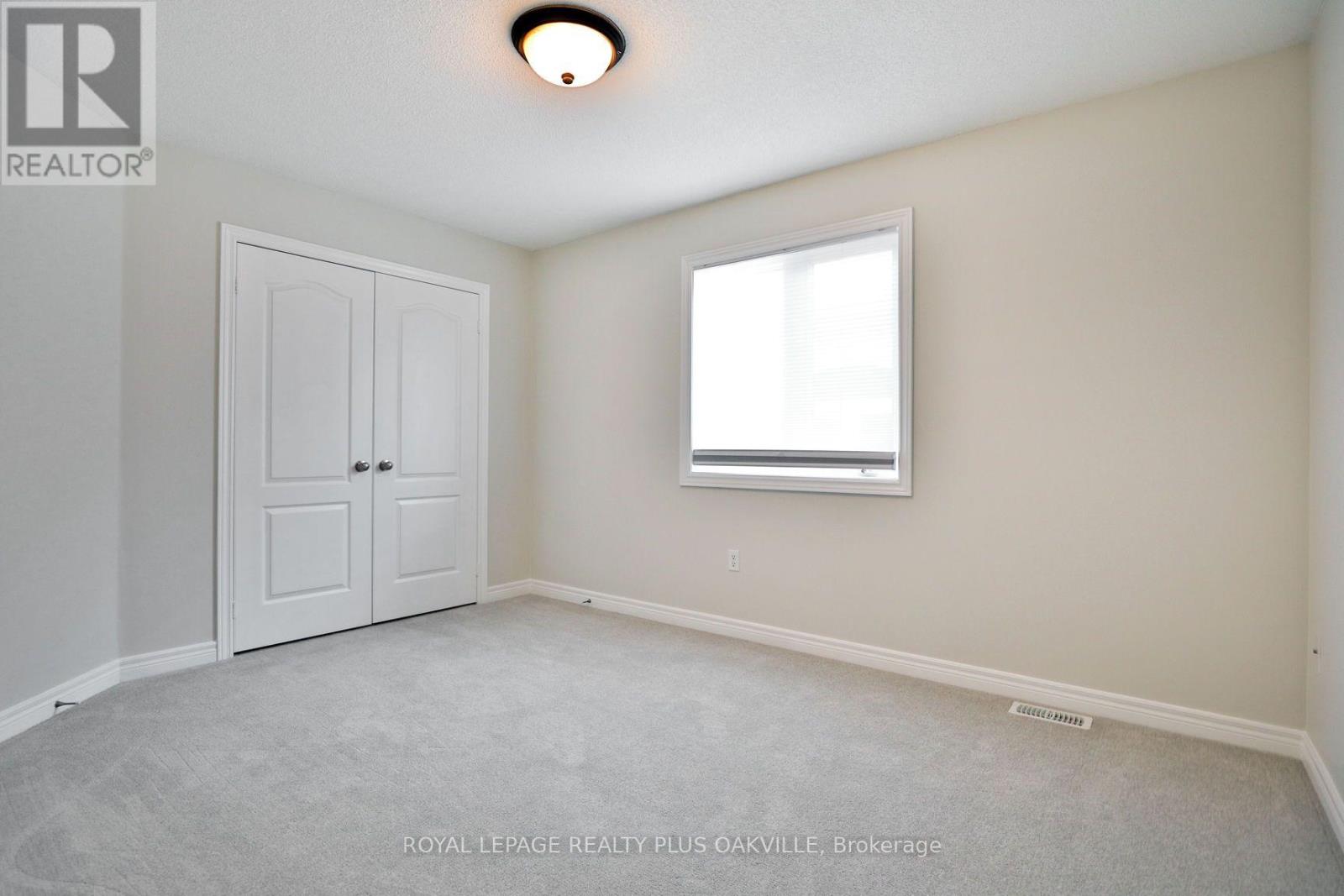 1267 Jezero Crescent, Oakville, Ontario  L6H 0B5 - Photo 25 - W13808906