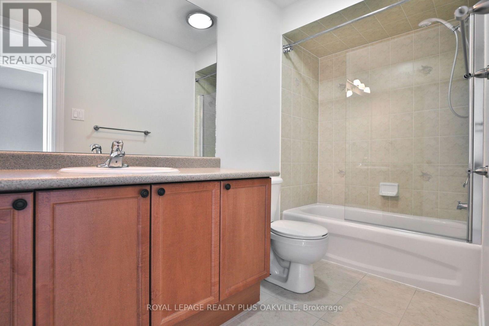 1267 Jezero Crescent, Oakville, Ontario  L6H 0B5 - Photo 26 - W13808906