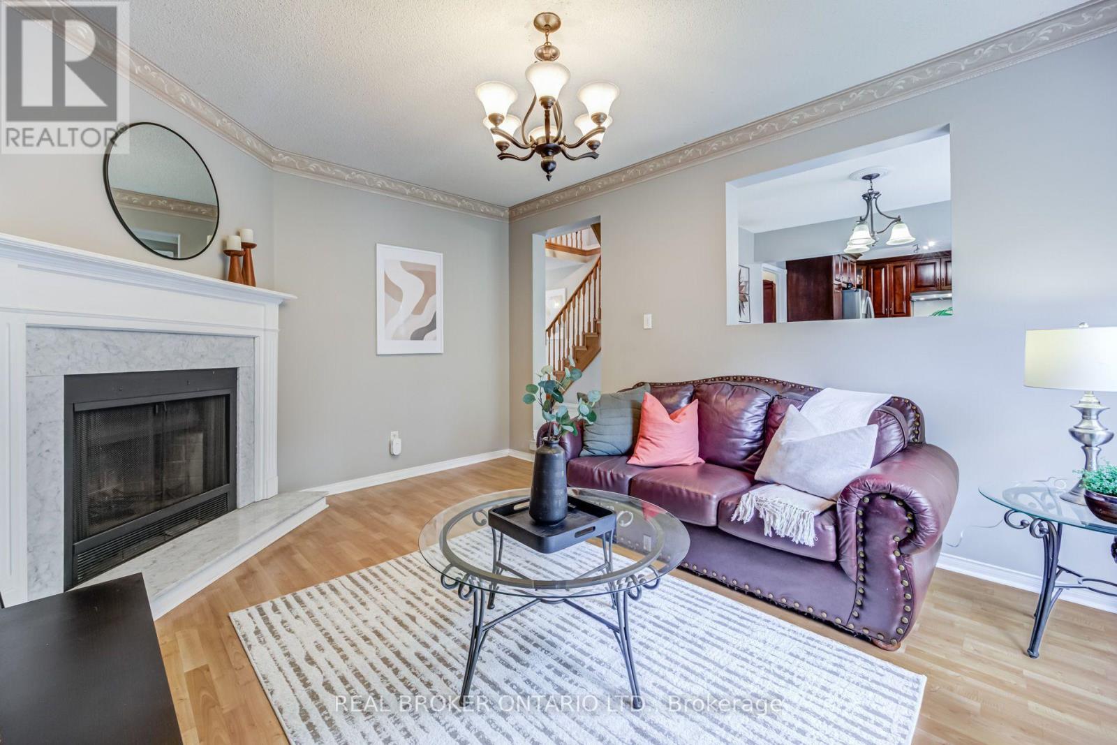 60 Ravenswood Drive, Brampton, Ontario  L6Y 3Z4 - Photo 17 - W13808936