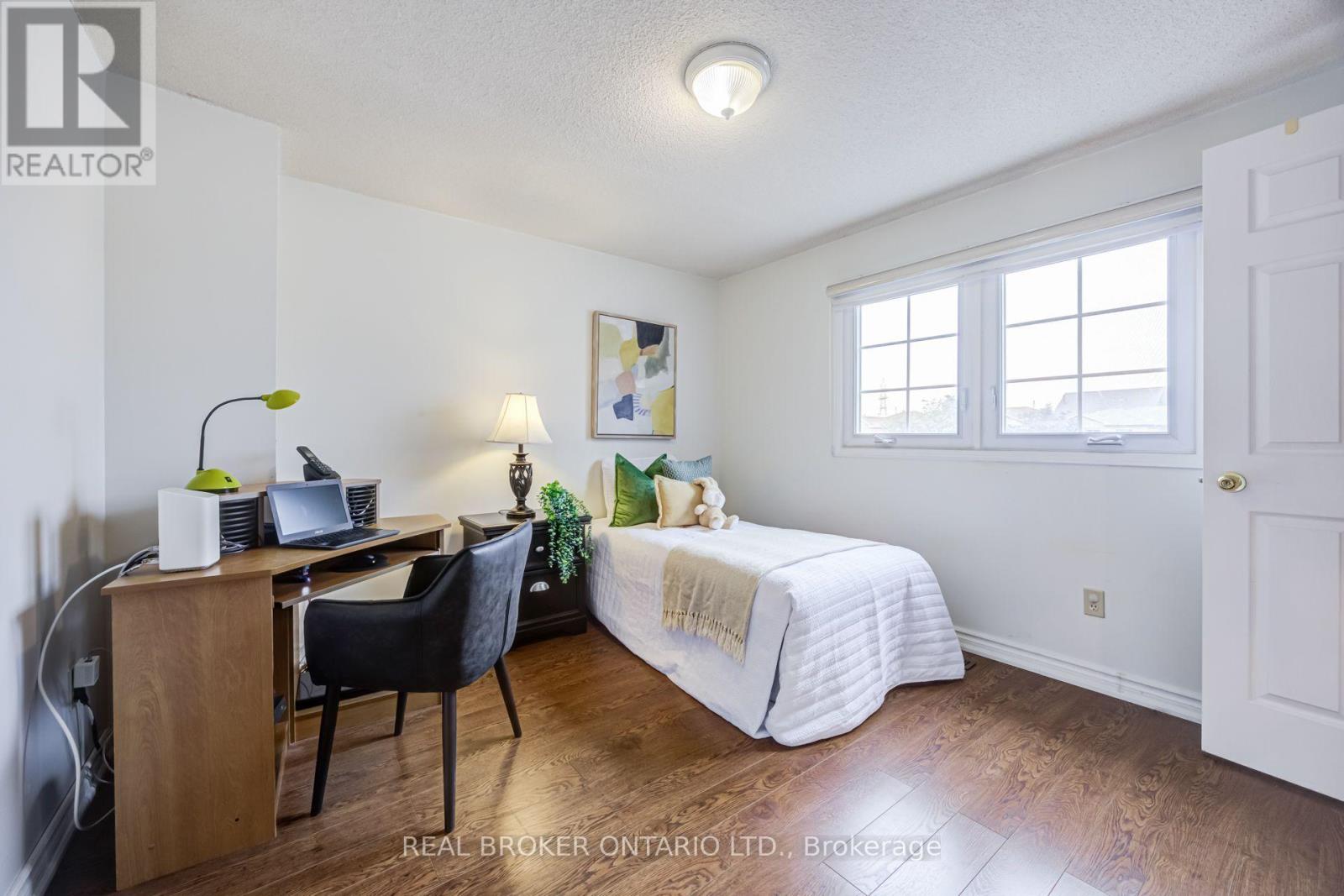 60 Ravenswood Drive, Brampton, Ontario  L6Y 3Z4 - Photo 26 - W13808936
