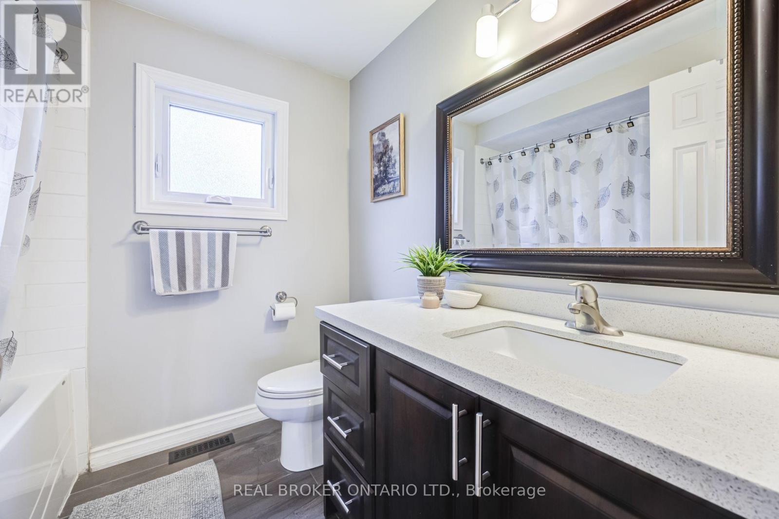 60 Ravenswood Drive, Brampton, Ontario  L6Y 3Z4 - Photo 27 - W13808936