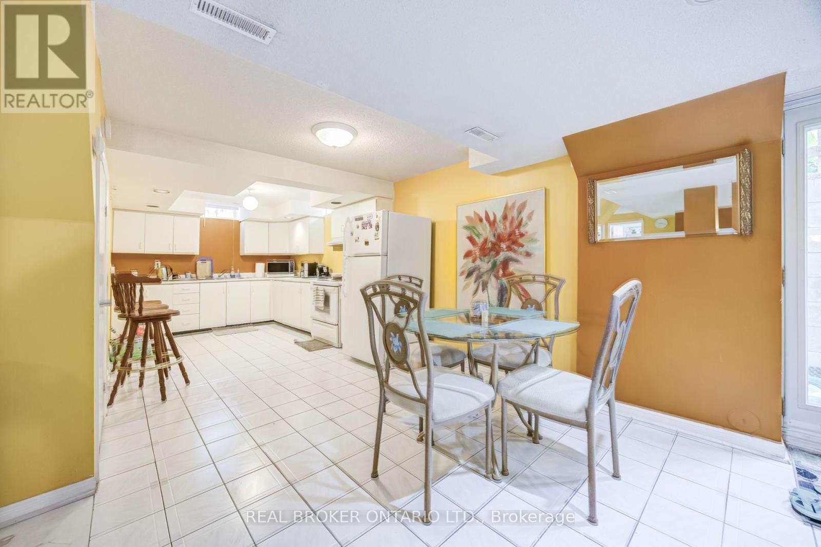 60 Ravenswood Drive, Brampton, Ontario  L6Y 3Z4 - Photo 30 - W13808936