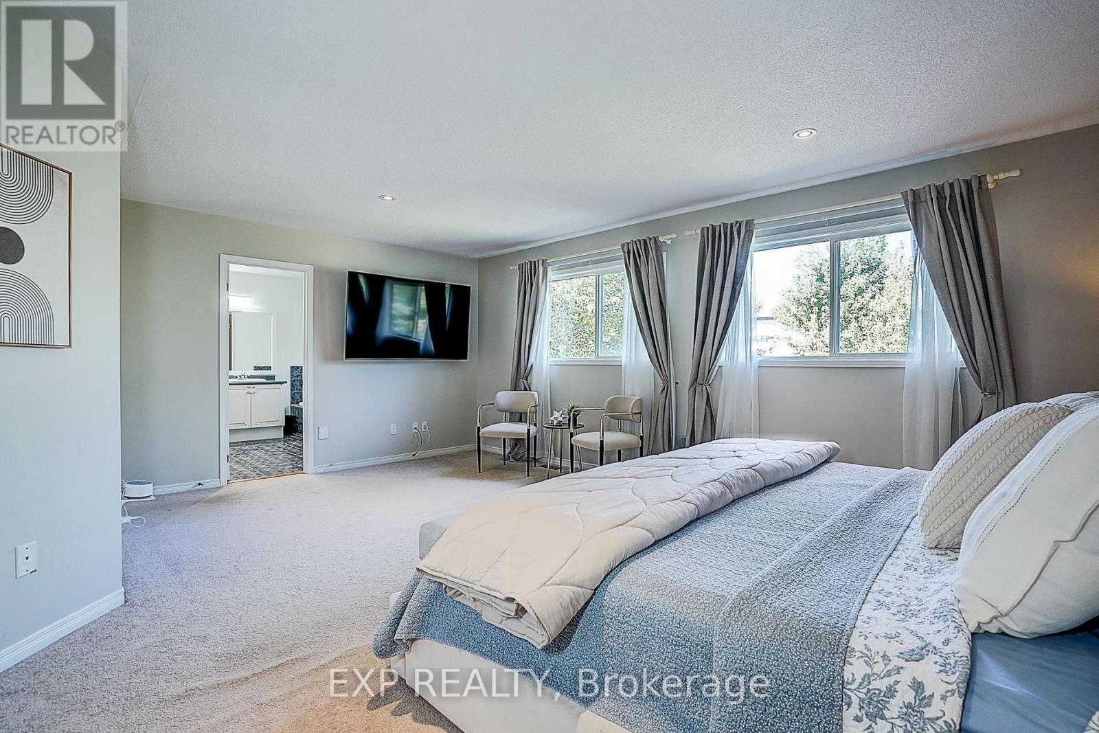 499 Silken Laumann Drive, Newmarket, Ontario  L3X 2H9 - Photo 19 - N13808012