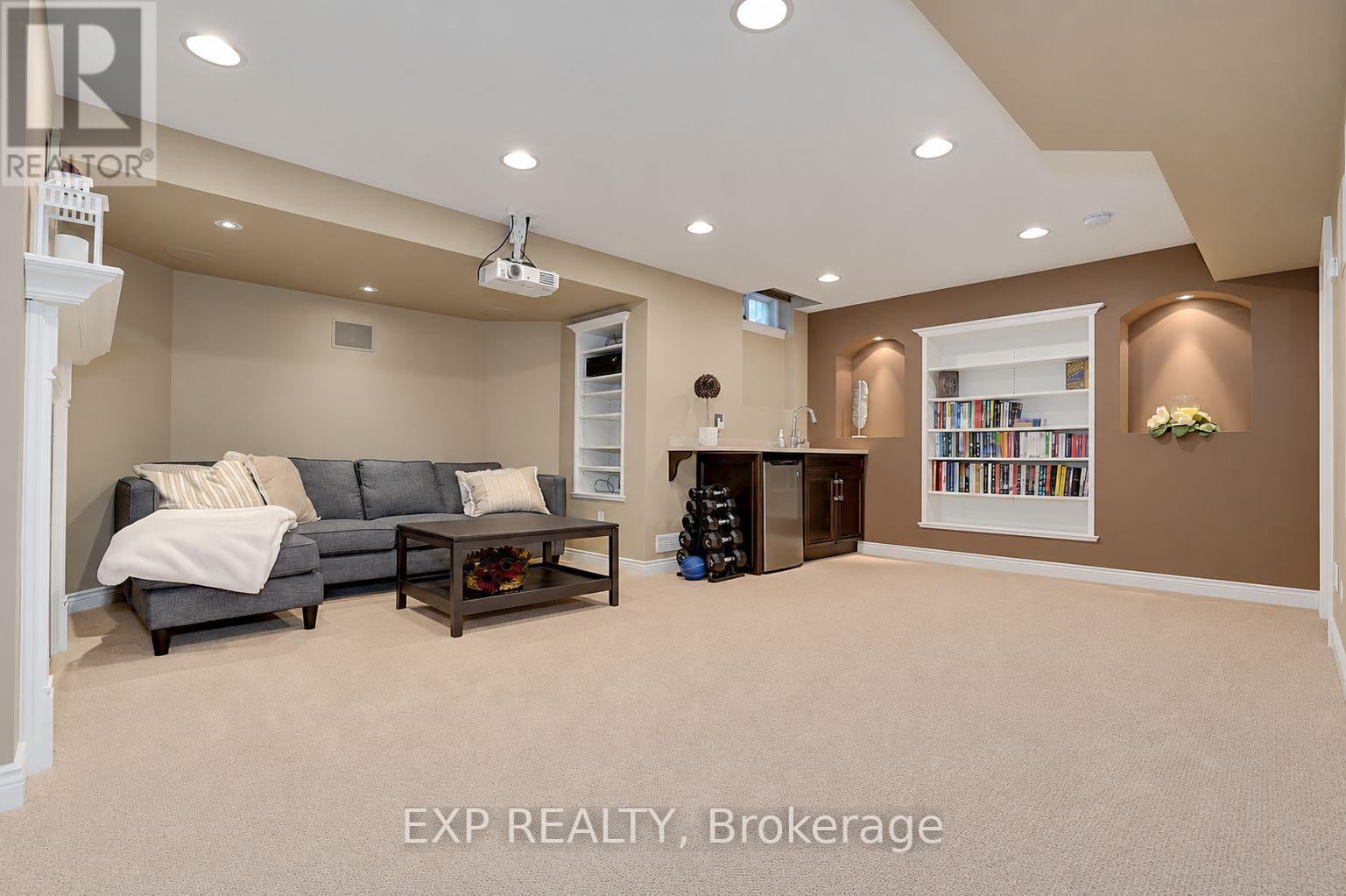 499 Silken Laumann Drive, Newmarket, Ontario  L3X 2H9 - Photo 27 - N13808012