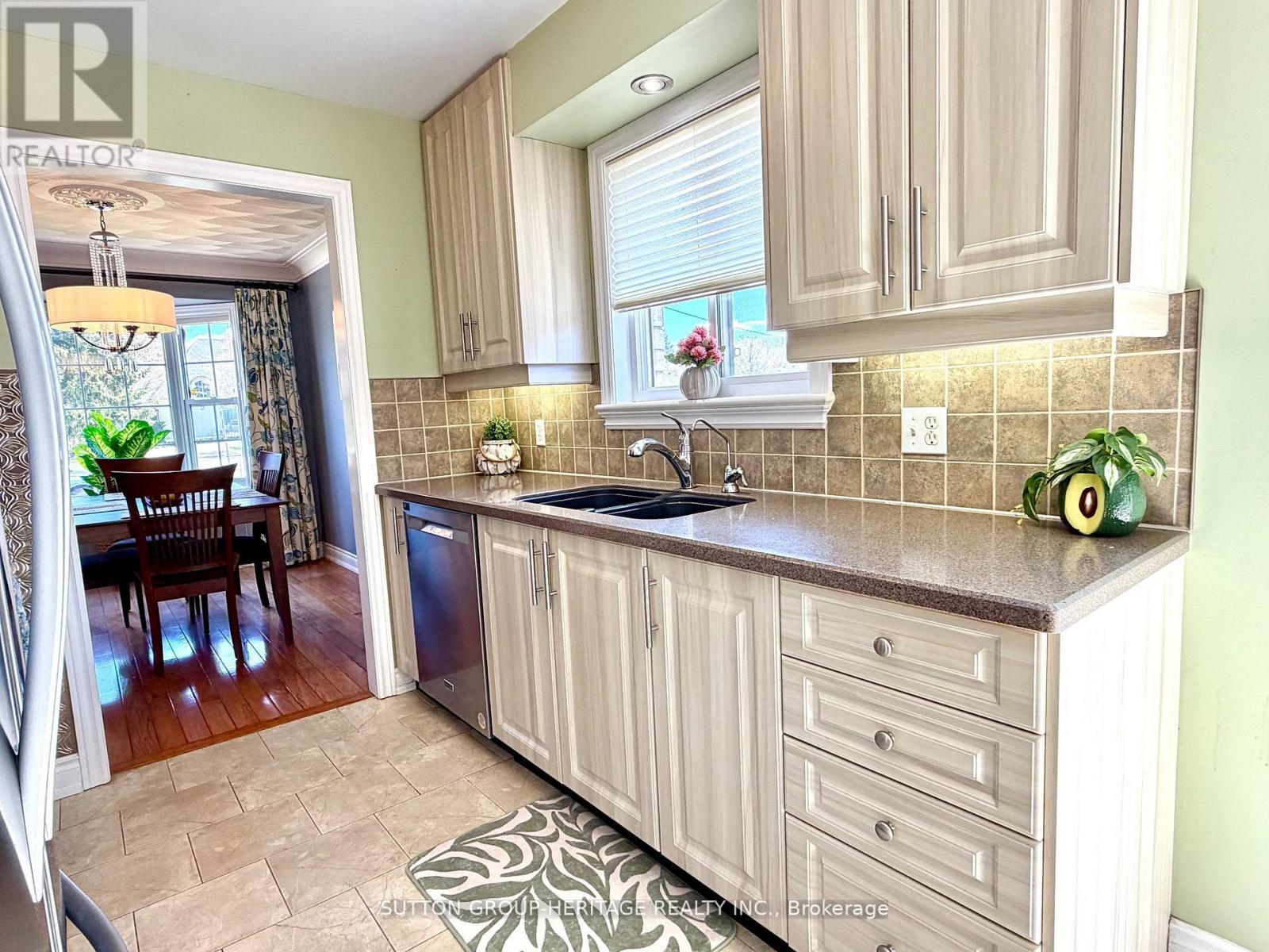 227 Victoria Avenue N, Kawartha Lakes, Ontario  K9V 6C9 - Photo 10 - X13808734