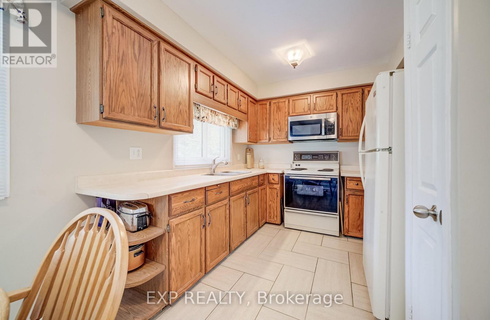 16 Bonnylyn Drive, Waterloo, Ontario  N2M 1S6 - Photo 12 - X13808822