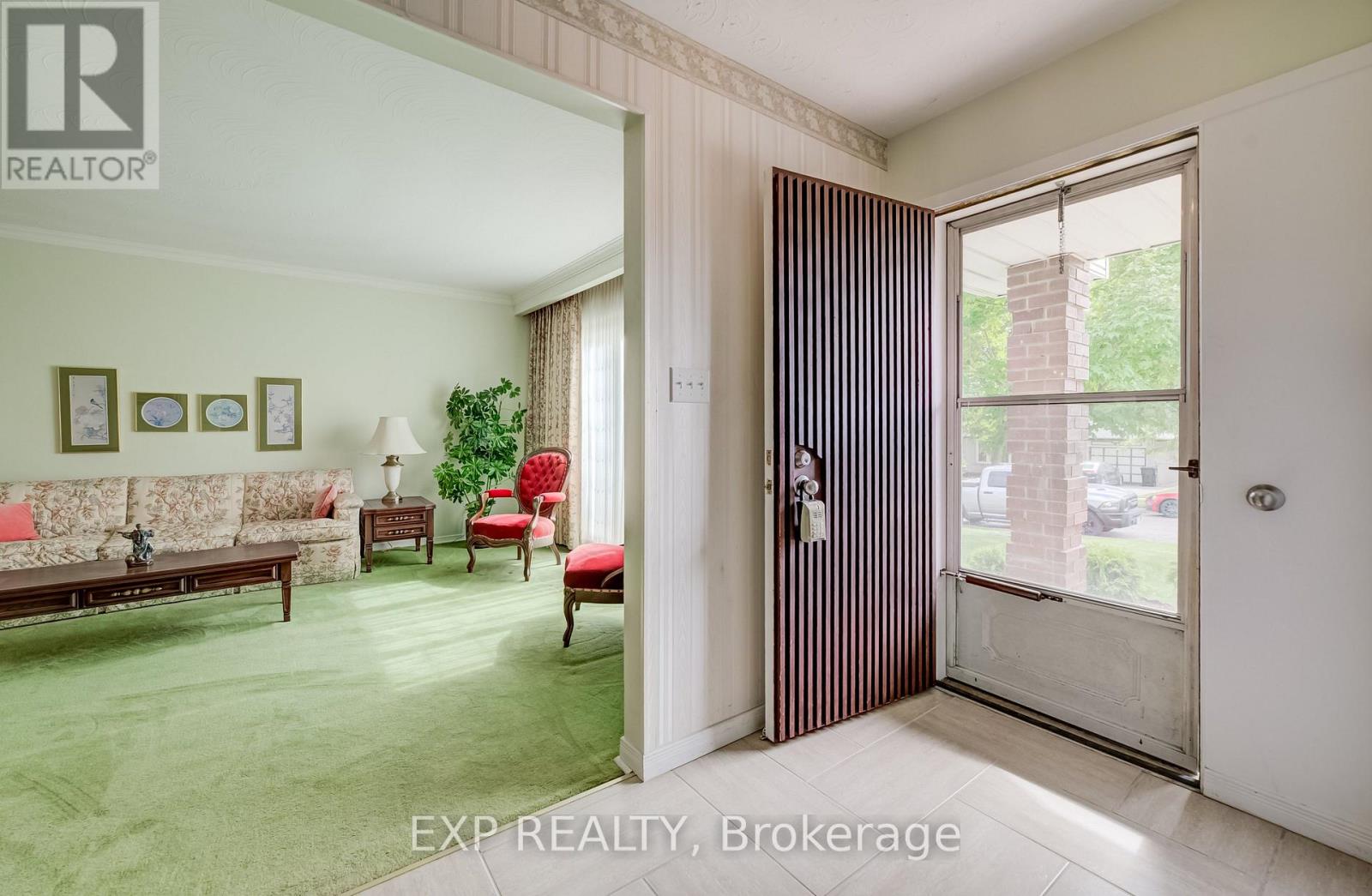 16 Bonnylyn Drive, Waterloo, Ontario  N2M 1S6 - Photo 6 - X13808822