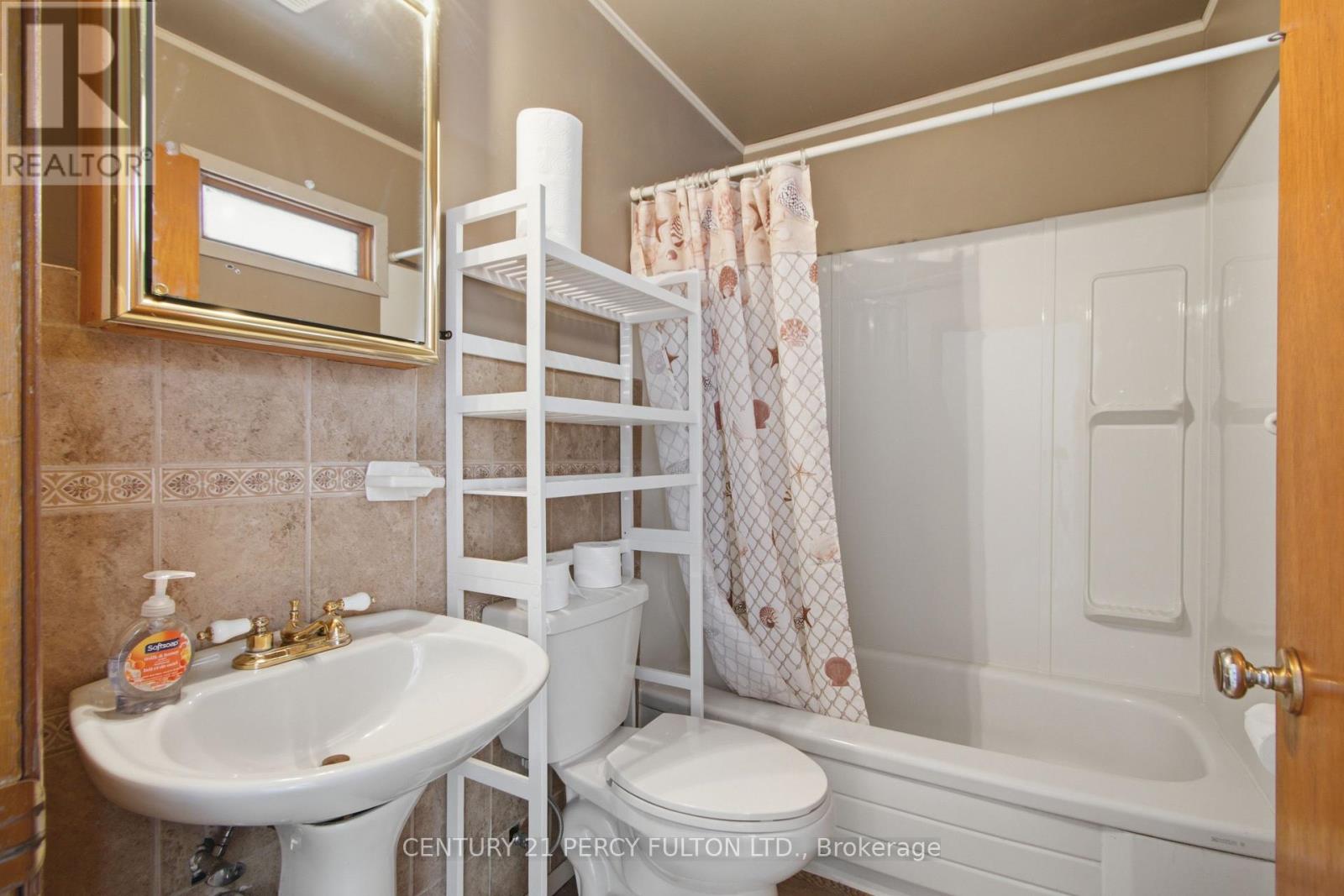 7 Valleyview Crescent, Belleville, Ontario  K8P 3E9 - Photo 14 - X13808870