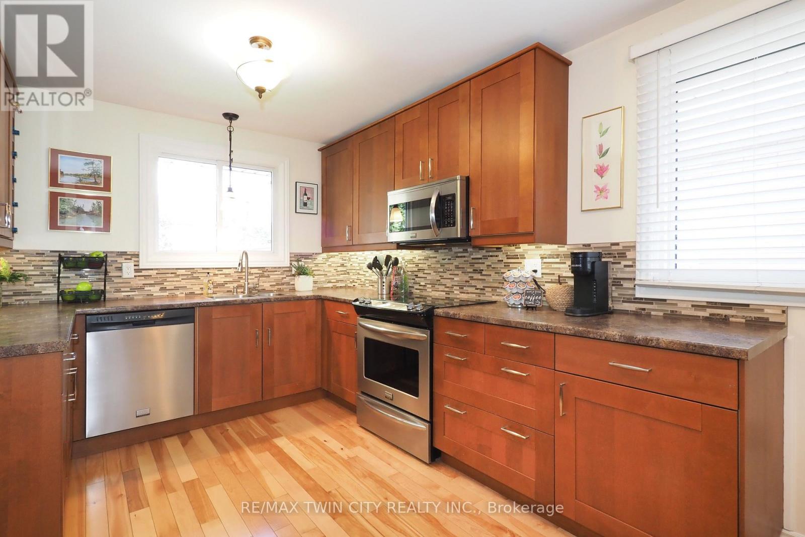 59 Bakersfield Drive, Cambridge, Ontario  N1R 6X8 - Photo 11 - X13808972