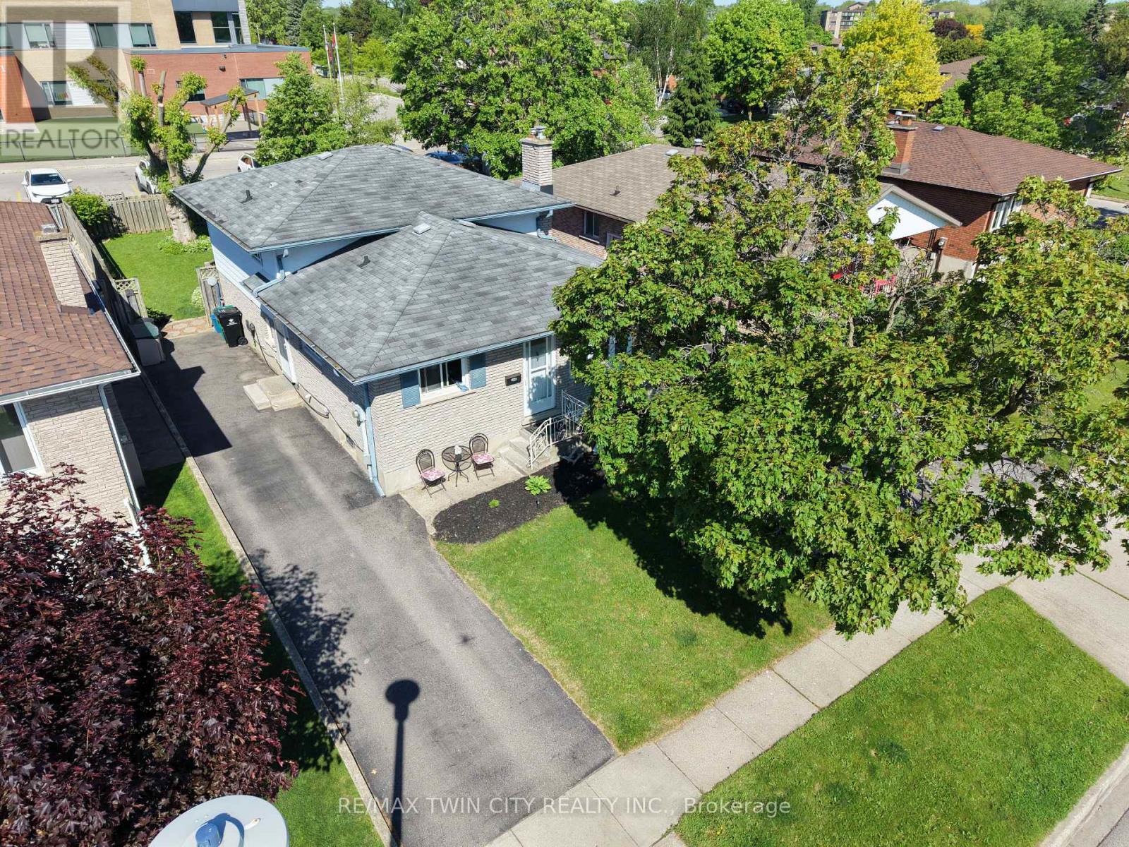 59 Bakersfield Drive, Cambridge, Ontario  N1R 6X8 - Photo 4 - X13808972