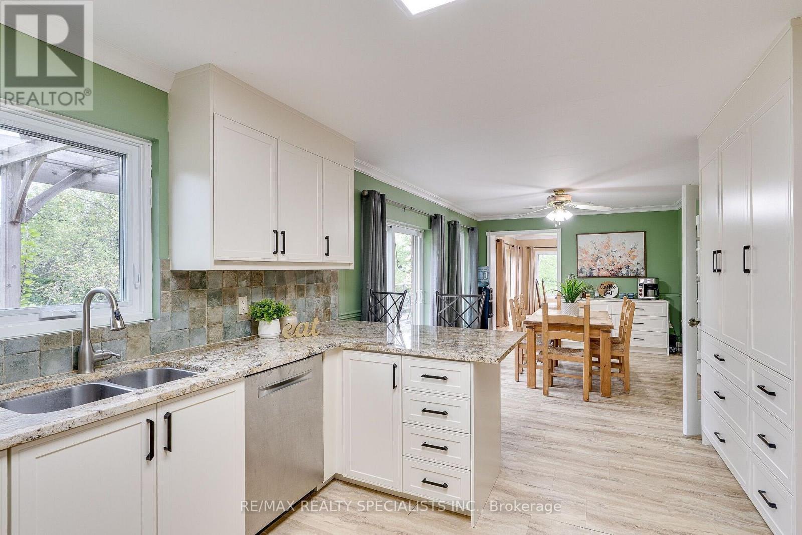 44 George Crescent, Caledon, Ontario  L7C 1G2 - Photo 18 - W13802896