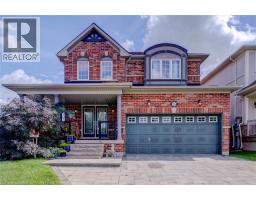15 DAVIDSON Court, Brantford, Ontario