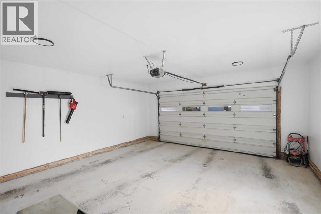 2 Densmore Crescent, Red Deer, Alberta  T4R 2L8 - Photo 36 - A2345029