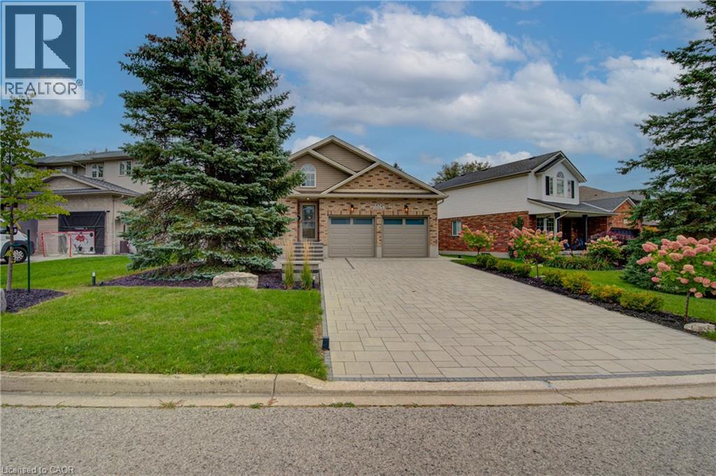 574 Clipper Drive, Waterloo, Ontario  N2K 4B4 - Photo 2 - 40860023
