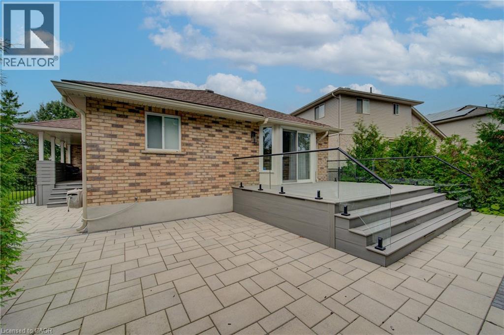 574 Clipper Drive, Waterloo, Ontario  N2K 4B4 - Photo 41 - 40860023