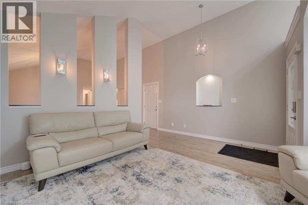 574 Clipper Drive, Waterloo, Ontario  N2K 4B4 - Photo 7 - 40860023