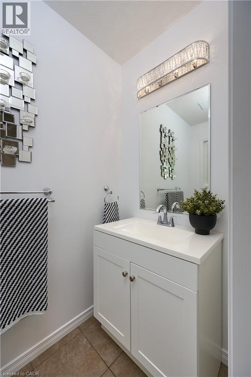 6 Upper Mercer Street Unit# A1, Kitchener, Ontario  N2A 0E4 - Photo 7 - 40864263