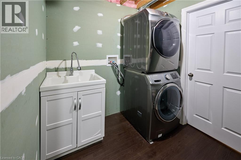 6 Upper Mercer Street Unit# A1, Kitchener, Ontario  N2A 0E4 - Photo 38 - 40864263
