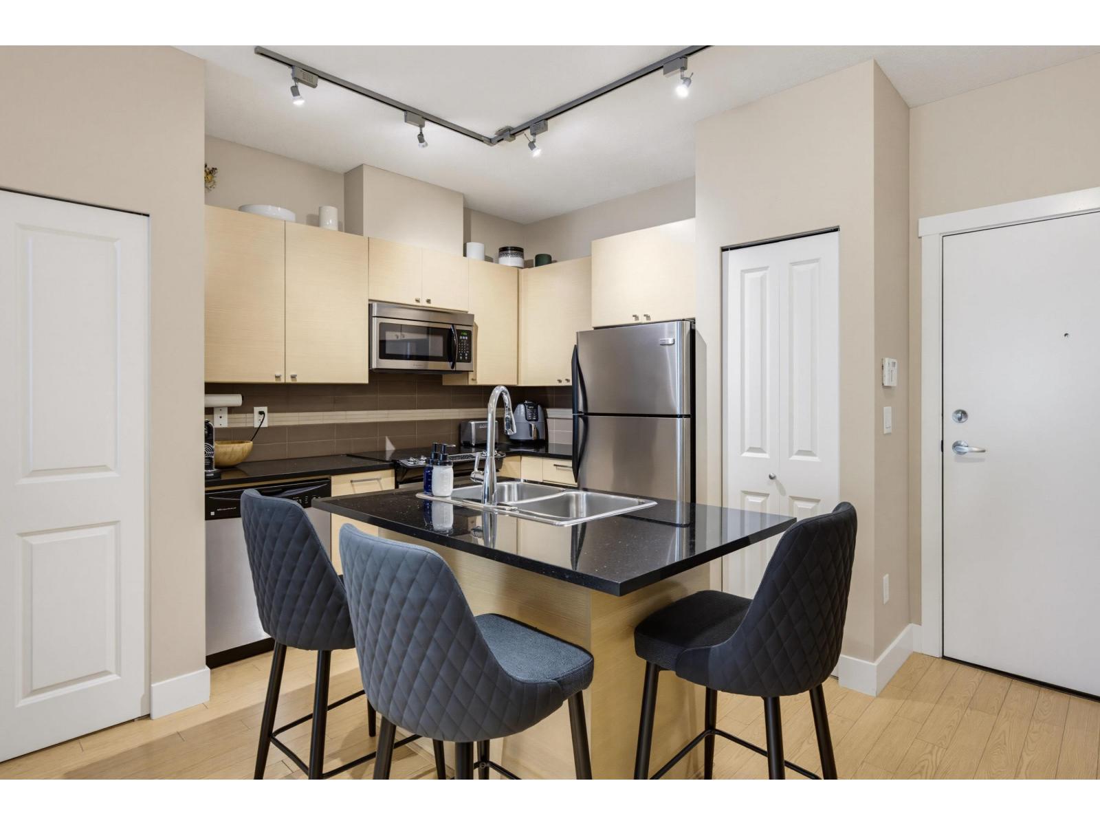 101 6500 194 Street, Surrey, British Columbia  V4N 5X4 - Photo 10 - R3165365
