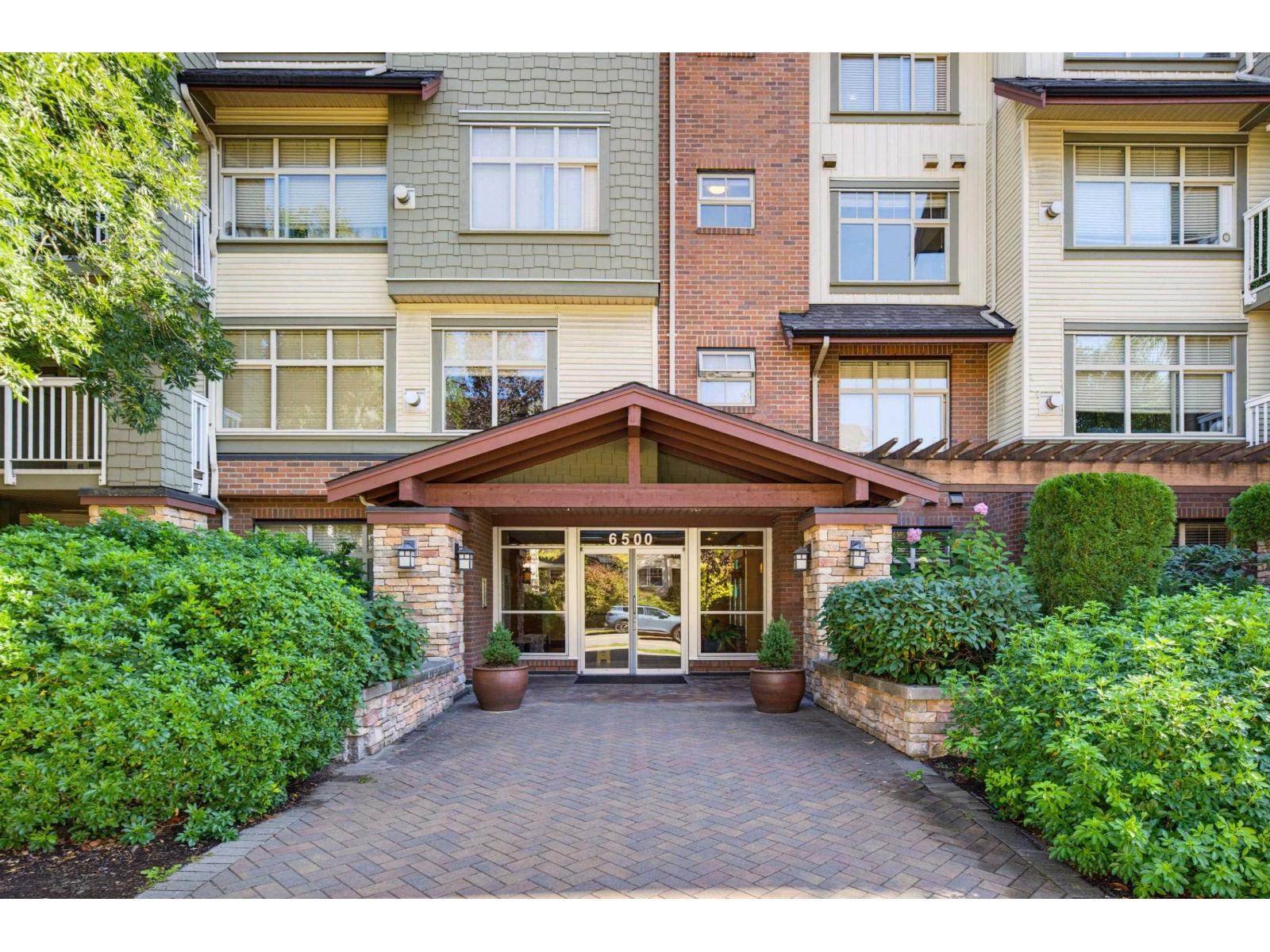 101 6500 194 Street, Surrey, British Columbia  V4N 5X4 - Photo 2 - R3165365