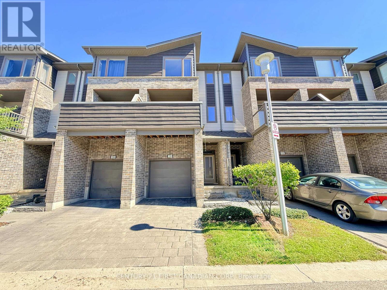 208 - 1960 DALMAGARRY ROAD, London North, Ontario