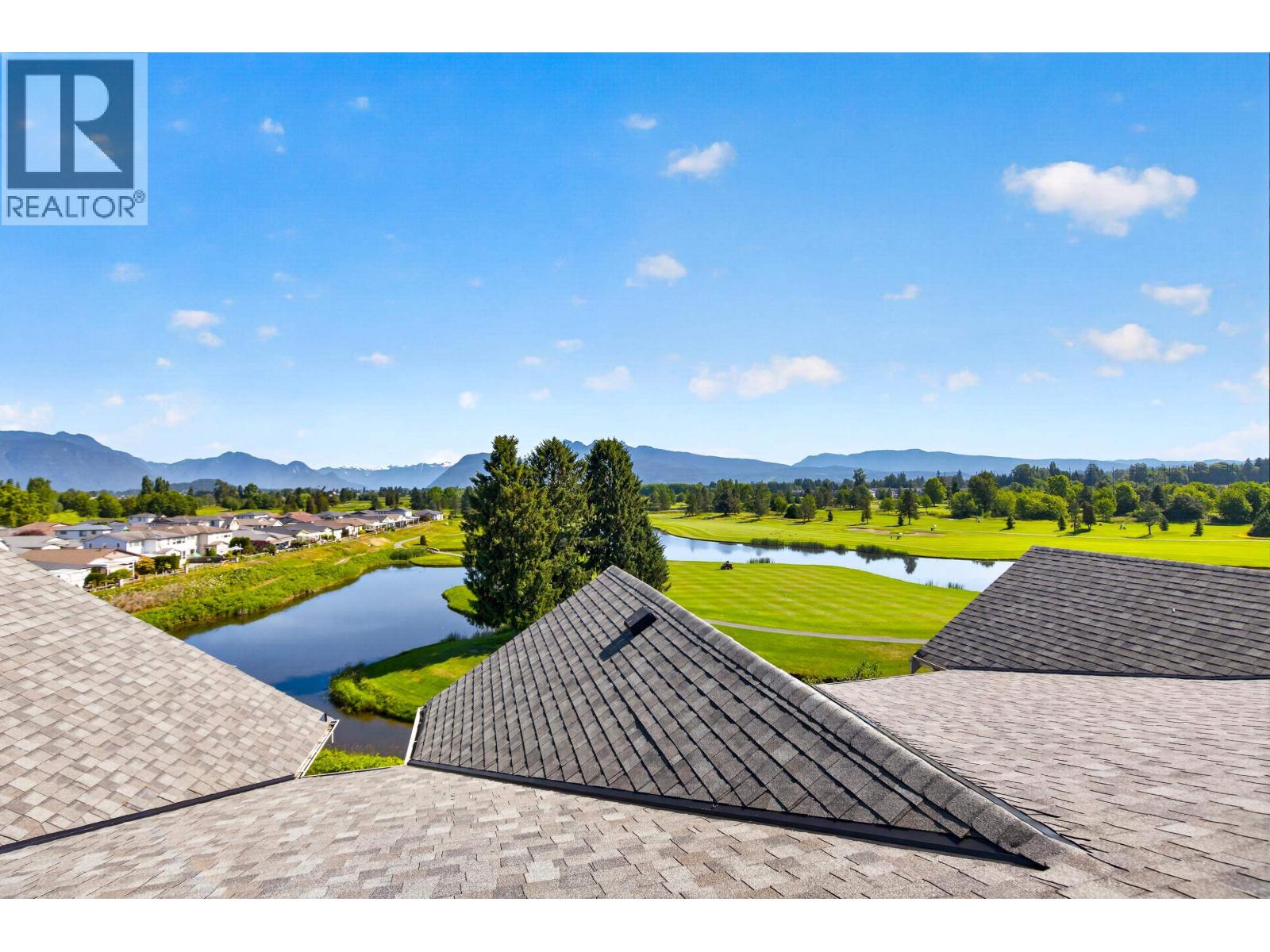 433 19673 Meadow Gardens Way, Pitt Meadows, British Columbia  V3Y 0A1 - Photo 2 - R3122692