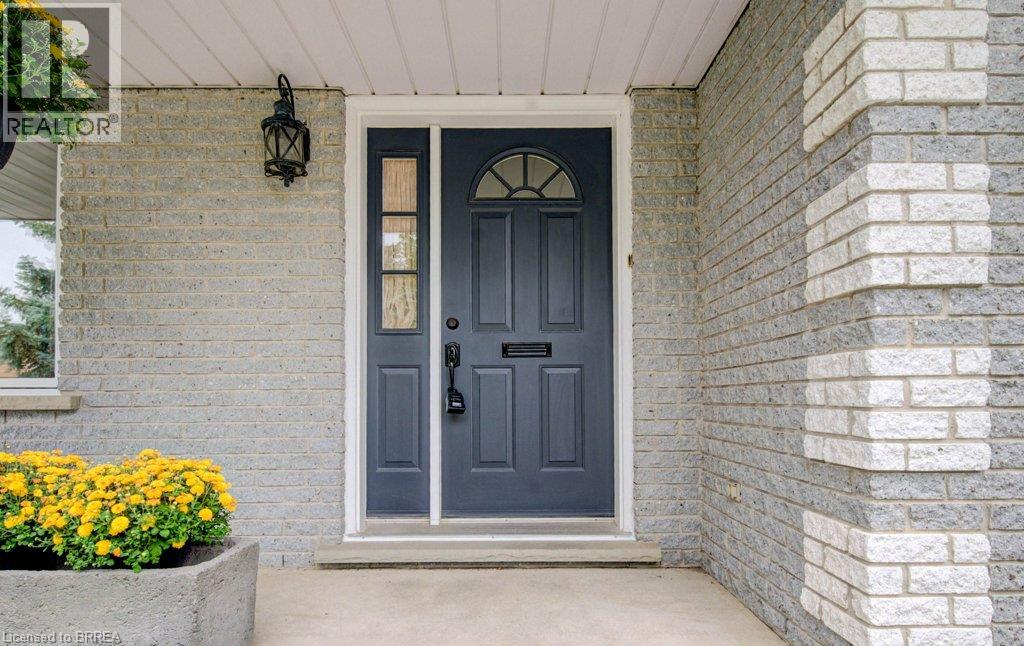 27 Olivetree Road, Brantford, Ontario  N3R 5E9 - Photo 4 - 40864802